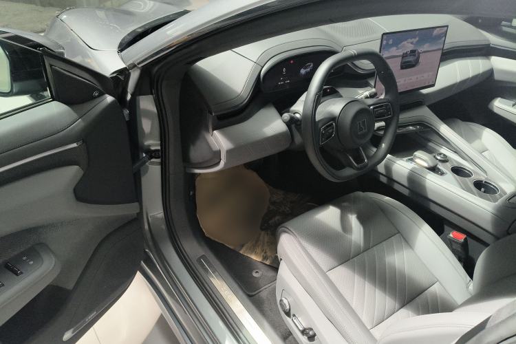 Used Zeekr 001 2025 YOU Edition 100 kWh All-Wheel Drive
