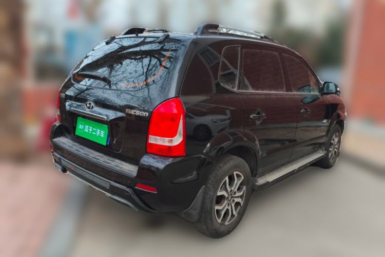 Used Hyundai Tucson 2013 2.0L Manual Two-Wheel Drive Fashion Edition
