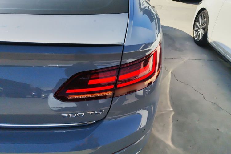 Used Volkswagen FAW-Volkswagen CC 2025 380TSI Striking All-Inclusive Edition Right Rear Taillight