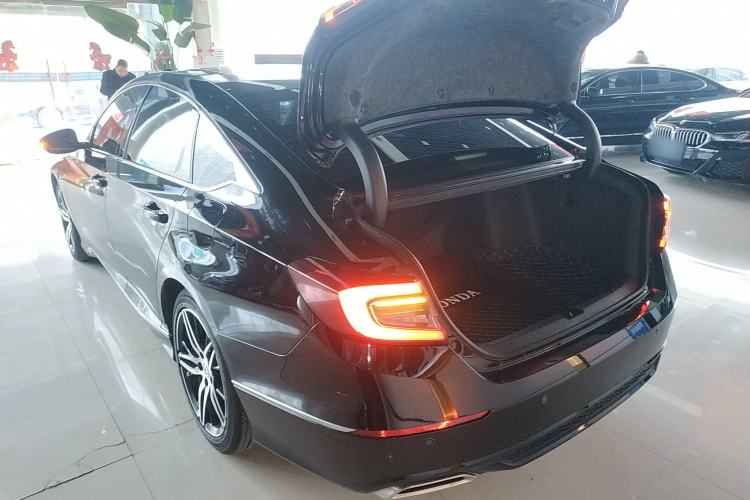 Used Honda Accord 2022 260TURBO Phantom Night · Prestige Edition