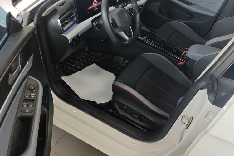 Used Volkswagen Lamando 2023 Lavida L 280TSI DSG Cool & Spicy Edition
