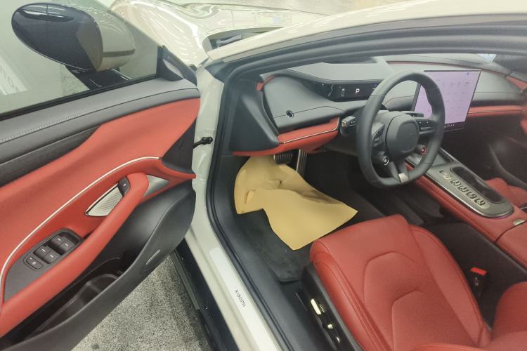 Used Xiaomi Auto SU7 2024 Four-Wheel Drive Ultra-Long Range Advanced Intelligent Driving Max Edition