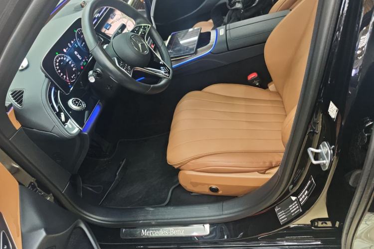 Used Mercedes-Benz E-Class New Energy 2024 E 350 e L Plug-in Hybrid Sedan