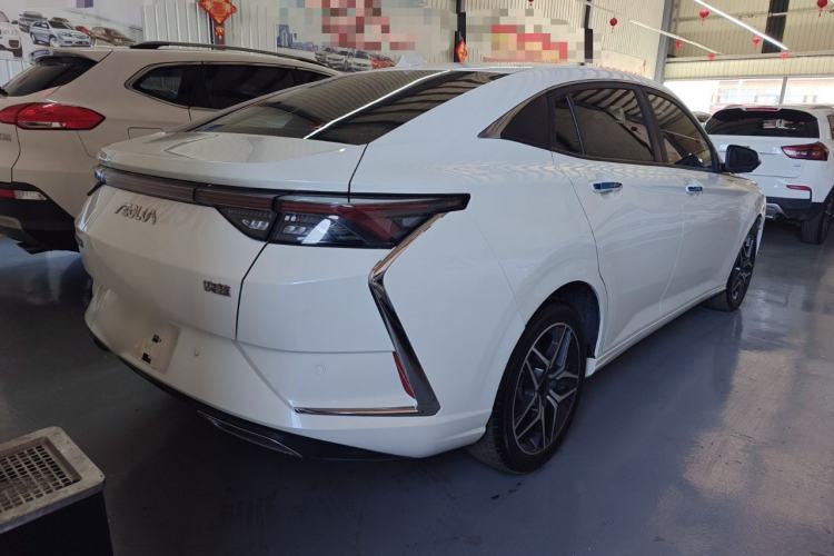 Used Dongfeng Aeolus Yixuan 2021 230T Automatic Chasing Shadow Edition
