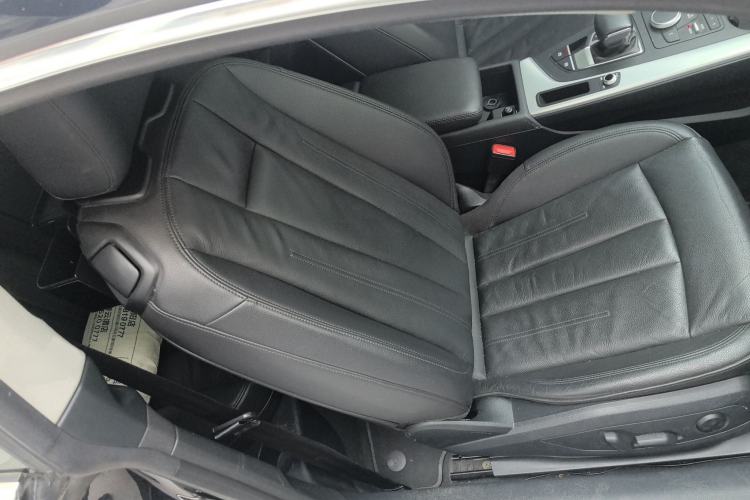 Used Audi A5 2017 Coupe 40 TFSI Fashion Model Right Front Seat