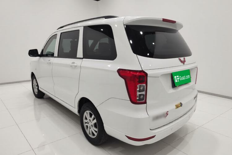 Used Wuling Hongguang 2019 1.5L S Standard Version China VI LAR

