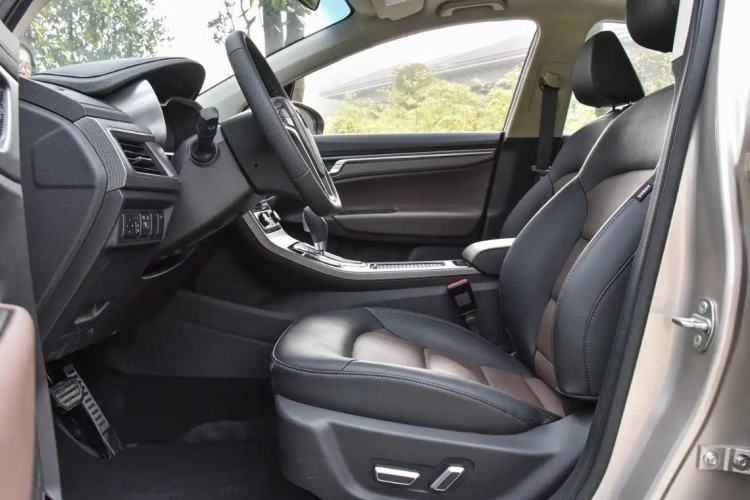 Used Geely Auto Emgrand GS 2016 Sport Edition 1.3T Automatic ZhenShang Model Interior 2