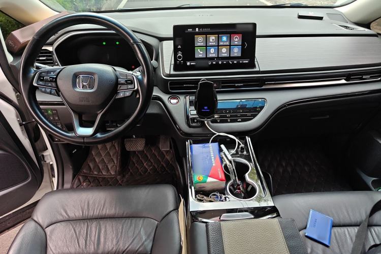 Used Honda Elysion 2022 2.0L eHEV Luxury First Edition
