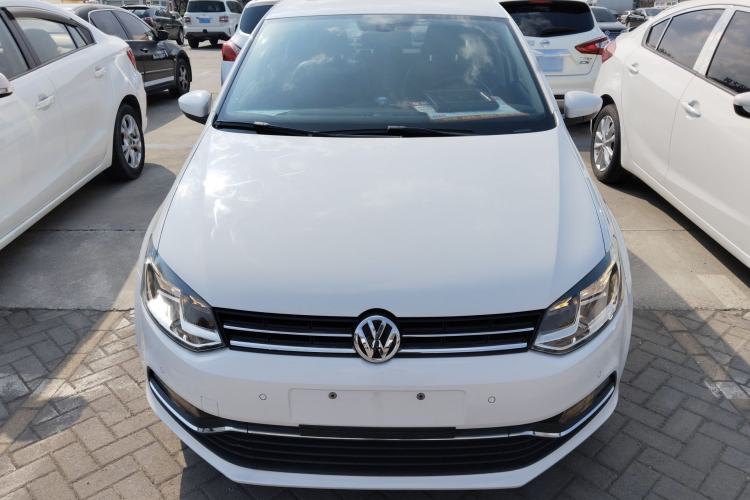 Used Volkswagen Polo 2014 1.6L Automatic Luxury Edition
