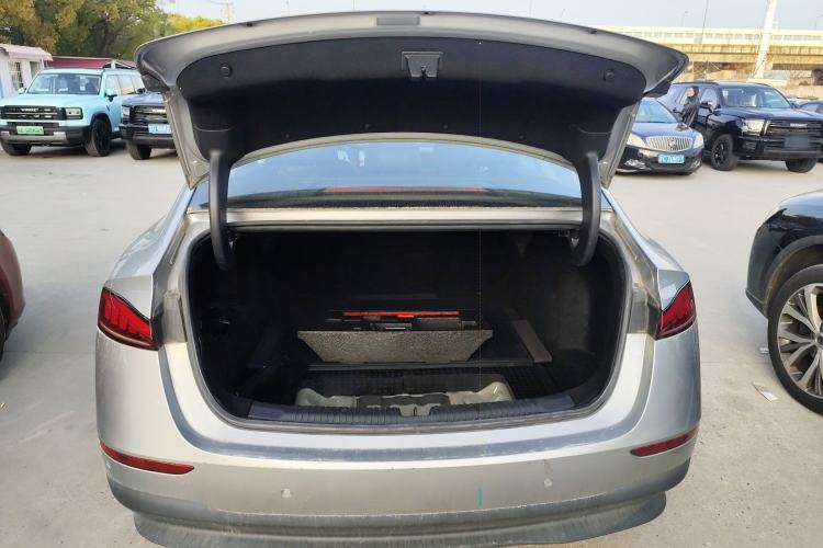 Used Roewe D7 2023 DMH 125km Flagship Edition