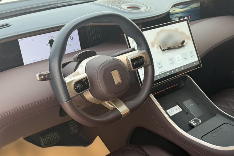 Used Avatr 11 2024 580 Three-Laser Four-Wheel Drive Luxury Edition
