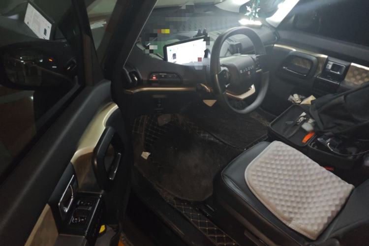 Used Baojun KiWi EV 2021 Artist Model Ternary Lithium Driver Seat