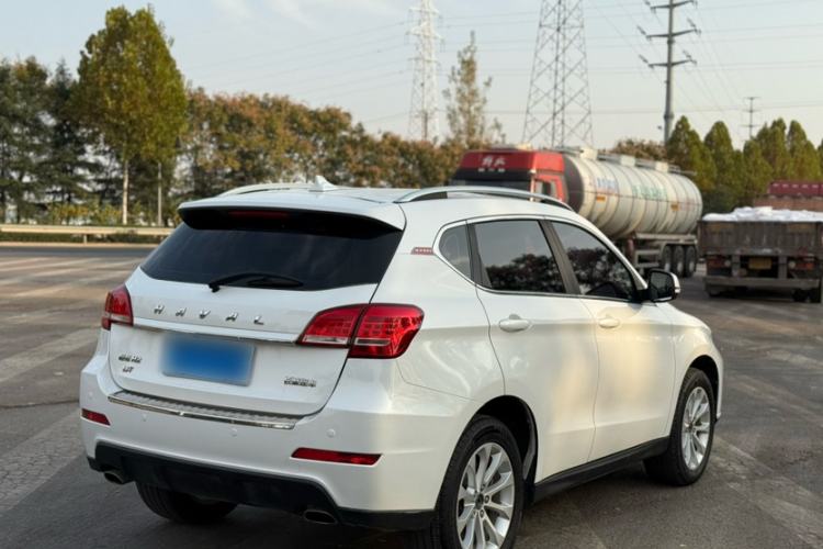 Used Haval H2 2017 Red-Label 1.5T Manual Two-Wheel Drive Luxury Model