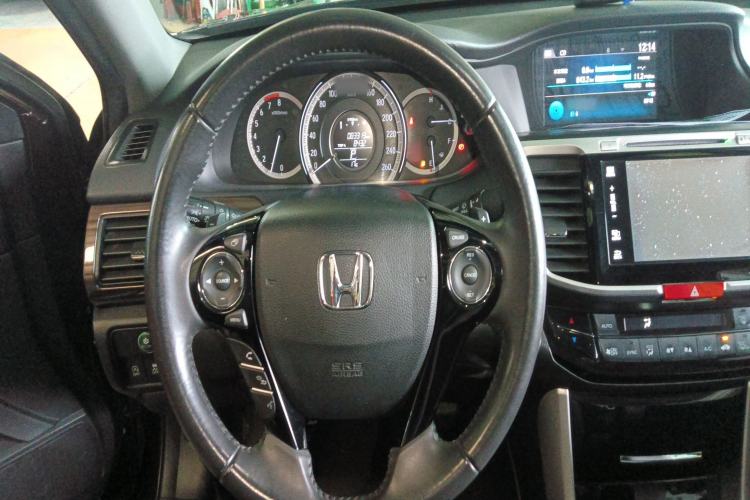 Used Honda Accord 2016 2.4L Luxury Edition
