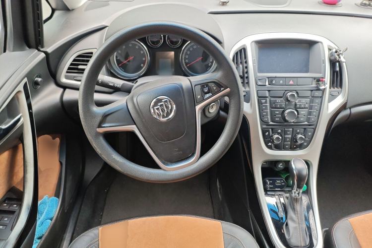 Used Buick GT 2013 XT 1.6L Automatic Fashion Edition
