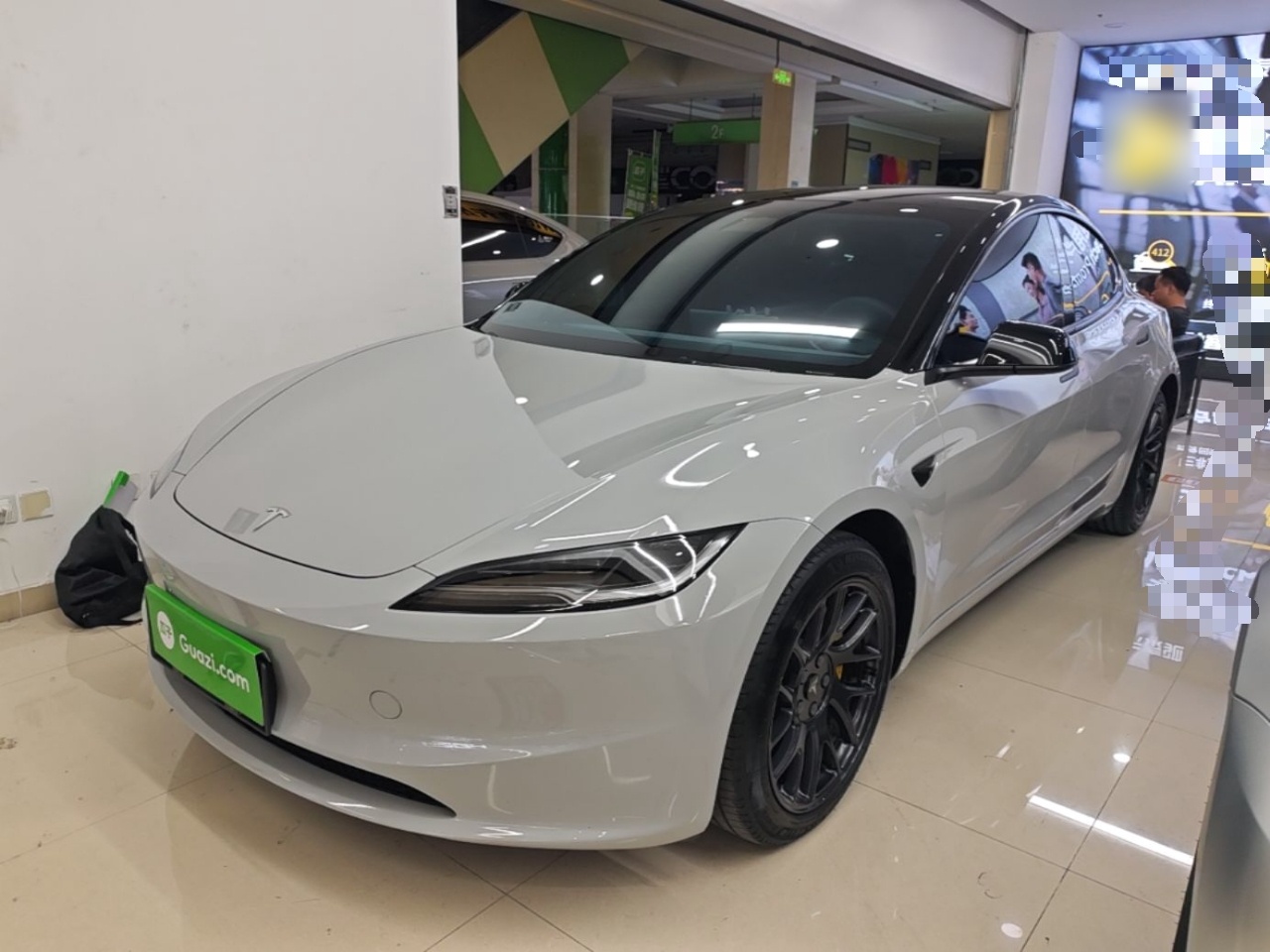 Sous le capot