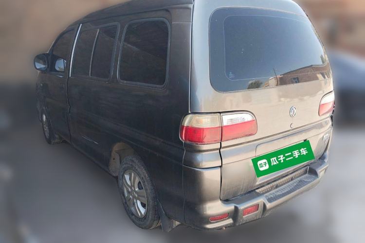 Used FORTHING Lingzhi 2015 V3 1.5L 7-Seater Comfort Model
