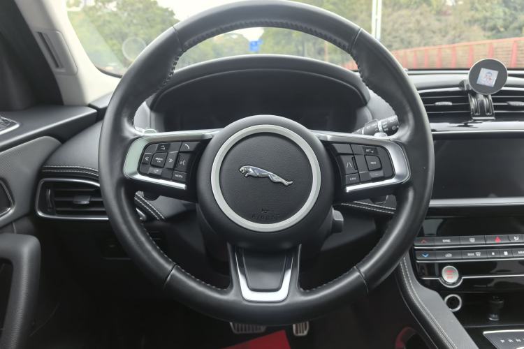 Used Jaguar F-PACE 2020 2.0T Rally Edition
