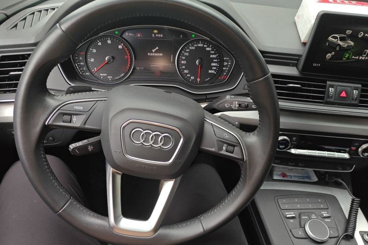 Used Audi Q5L 2020 40 TFSI Prestige Edition Steering Wheel