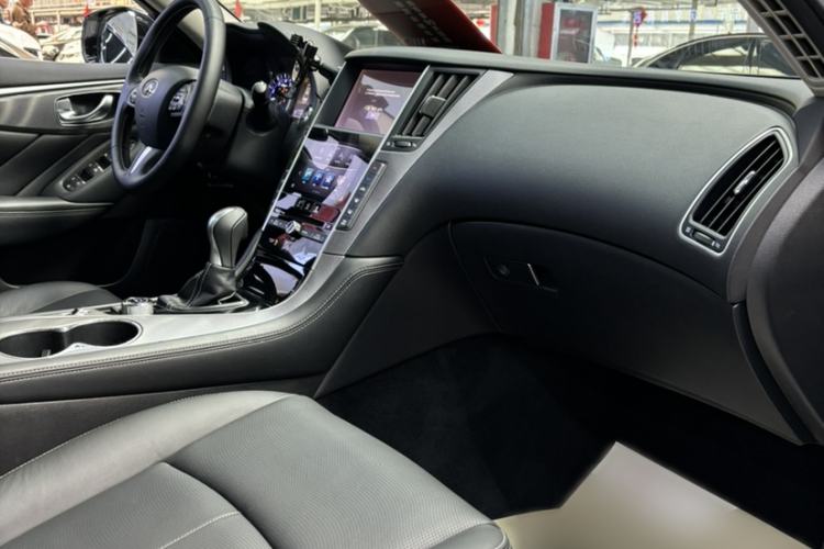 Used Infiniti Q50L 2016 2.0T Ambition Edition