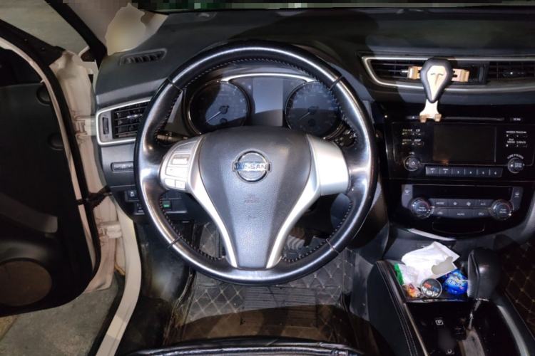 Used Nissan X-Trail 2014 2.0L CVT Comfort Edition 2WD Steering Wheel