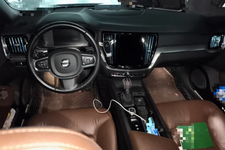 Used Volvo S60 2021 T4 Zhiyi Luxury Edition