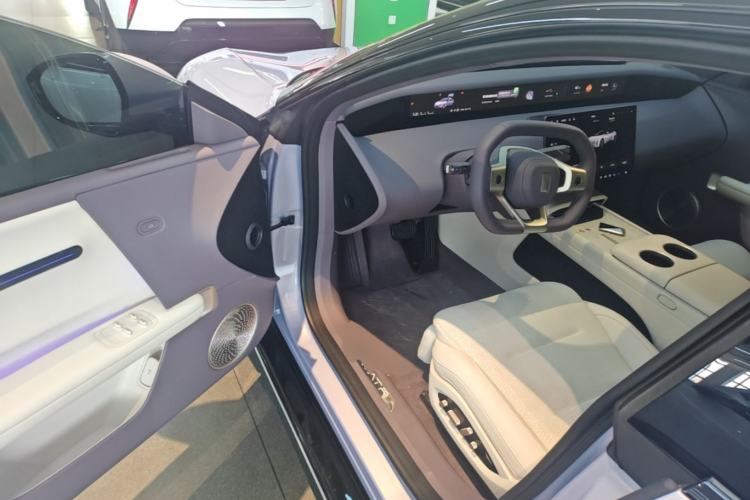 Used Avatr 06 2025 Pro Range-Extended Edition