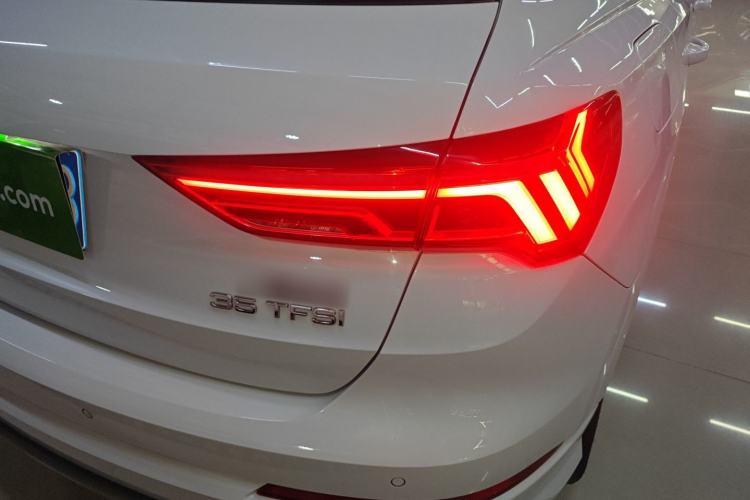 Used Audi Q3 2020 35 TFSI Fashion Dynamic Model
