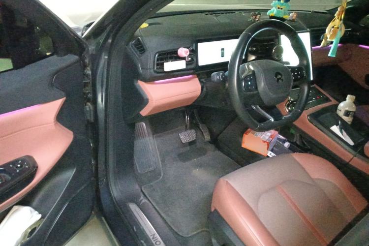 Used Nio EC6 2022 75 kWh Sport Edition Driver Seat