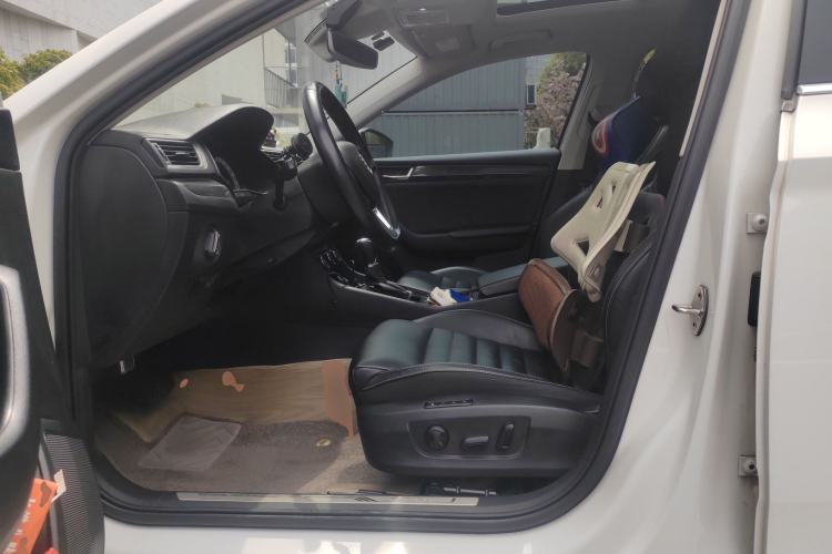 Used Skoda Superb 2018 TSI330 DSG Luxury Edition China V Standard Left Front Seat