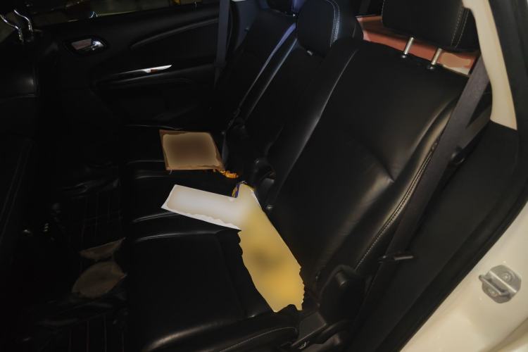 Used Dodge Journey 2013 2.4L Two-Wheel Drive Luxury Version