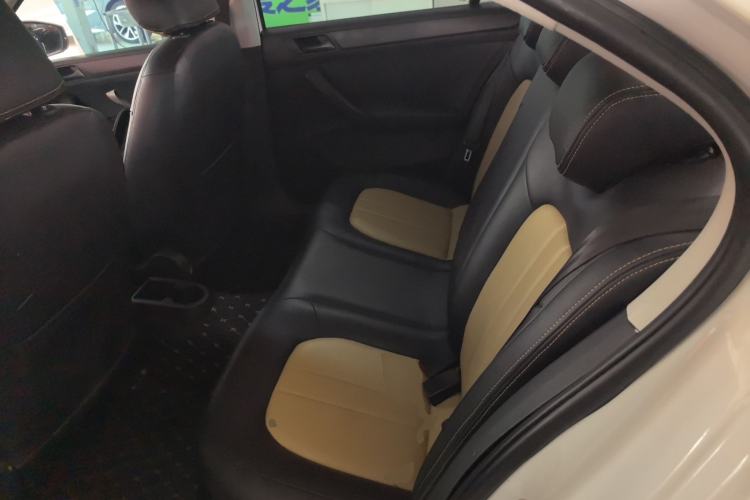 Used Volkswagen Santana 2019 1.5L Automatic Fashion Edition China VI Left Rear Seat