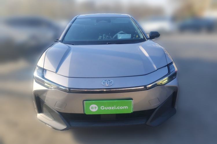 Used Toyota bZ3 2023 517 km Elite PRO Front