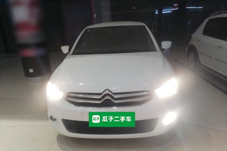 Used Citroen Elysee 2015 Zhishang Edition 1.6L Manual Fashion Model
