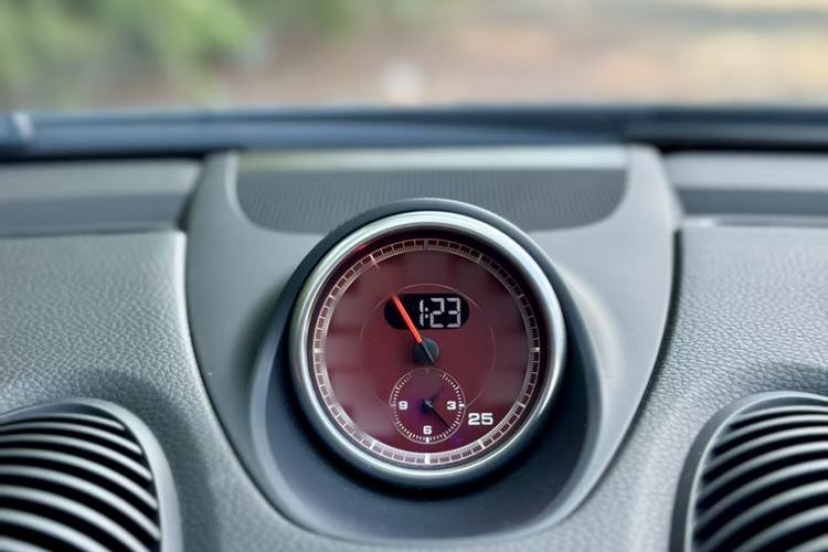 Used Porsche 718 2016 Cayman 2.0T
