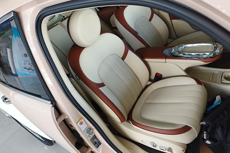 Used ORA Ballet Cat 2023 401 km Luxury Version Right Front Seat