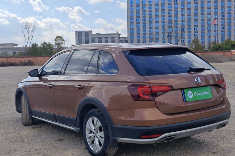Used Volkswagen C-TREK 2017 1.6L Manual Comfort Model
