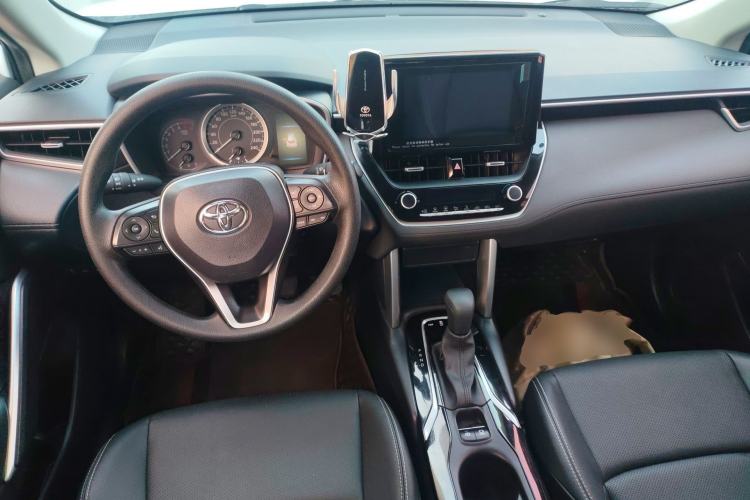 Used Toyota FRONTLANDER 2022 2.0L CVT Luxury Edition
