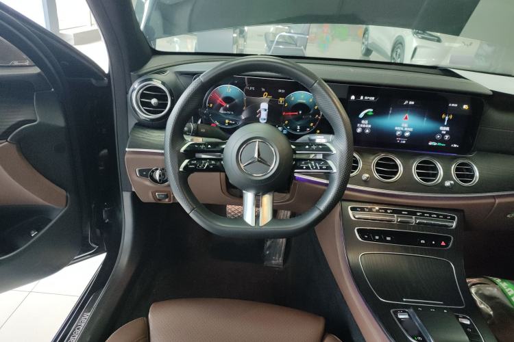 Used Mercedes-Benz E-Class 2023 Restyled E 260 L Sport Edition Steering Wheel