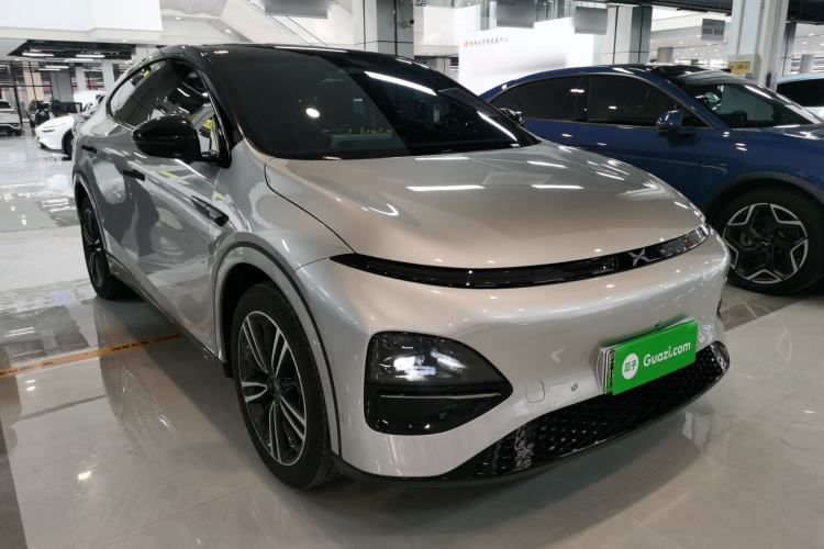 Used XPeng G6 2023 755 Ultra-Long Range Pro Front Right 45 Deg