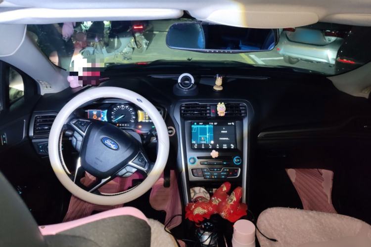 Used Ford Mondeo New Energy 2018 2.0 PHEV Zhihao Trim
