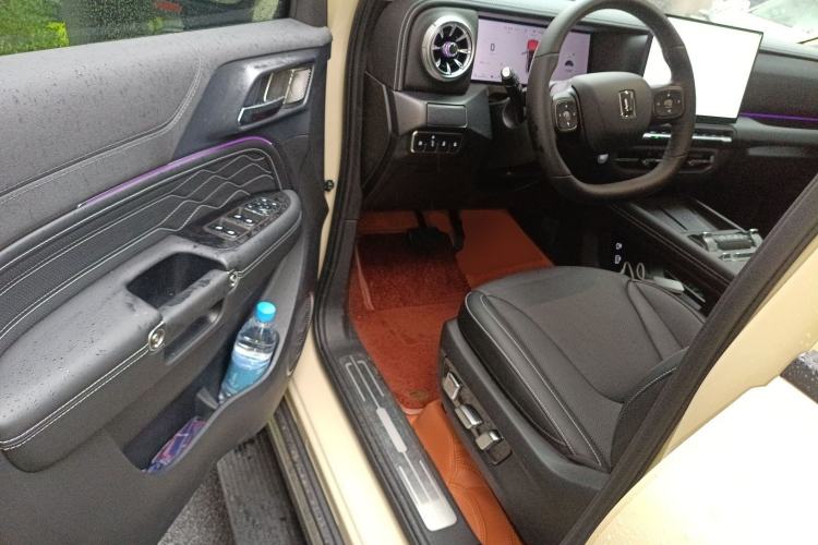 Used Tank 300 New Energy 2024 Hi4-T
