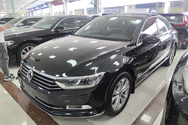 Used Volkswagen Magotan 2018 330TSI DSG Luxury Model