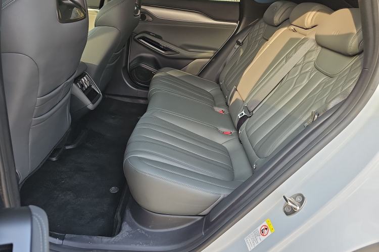 Used BYD Song L EV 2025 Intelligent Driving Version 662 km LiDAR Excellence Edition