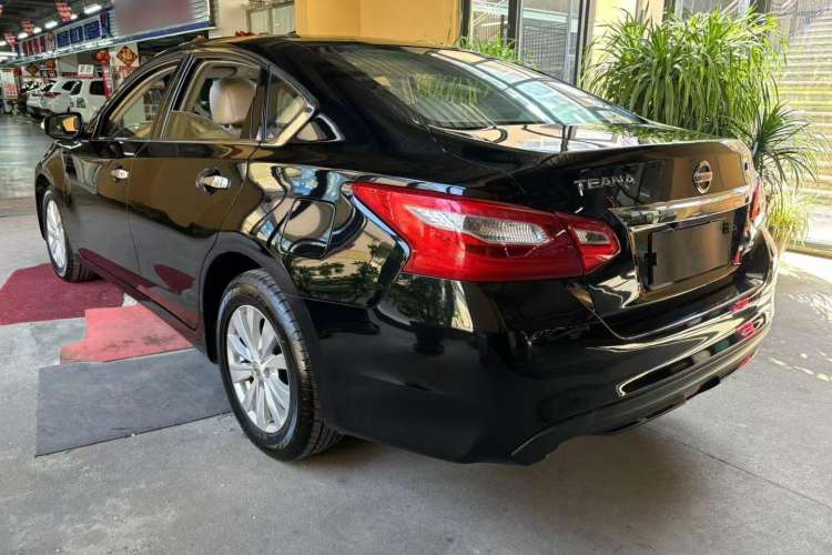 Used Nissan Teana 2016 2.0L XE Fashion Edition
