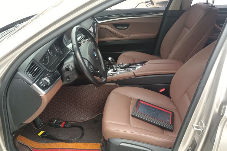 Used BMW 5 Series 2017 520Li Elegant Edition
