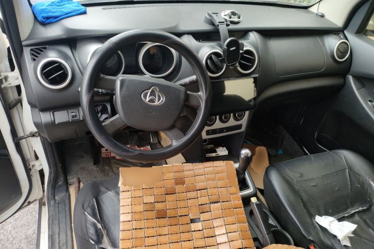 Used CHANGAN KAICHENG Ounuo S 2015 1.5L CNG Model Center Console