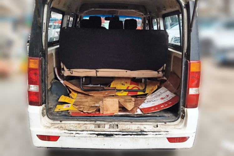 Used Dongfeng Xiaokang C36 2015 1.5L Base Version DK15-06 Trunk