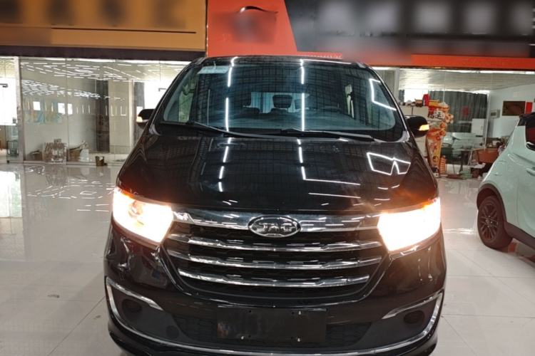 Used JAC Refine M3 2022 1.8L 7-seat Standard Edition
