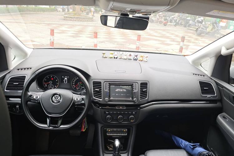 Used Volkswagen Sharan 2018 380TSI Luxury 7-Seater

